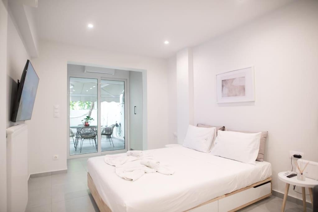 Luxury Studio With Garden Next To Acropolis เอเธนส์ ภายนอก รูปภาพ