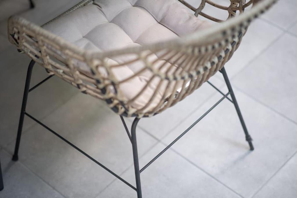 Luxury Studio With Garden Next To Acropolis เอเธนส์ ภายนอก รูปภาพ